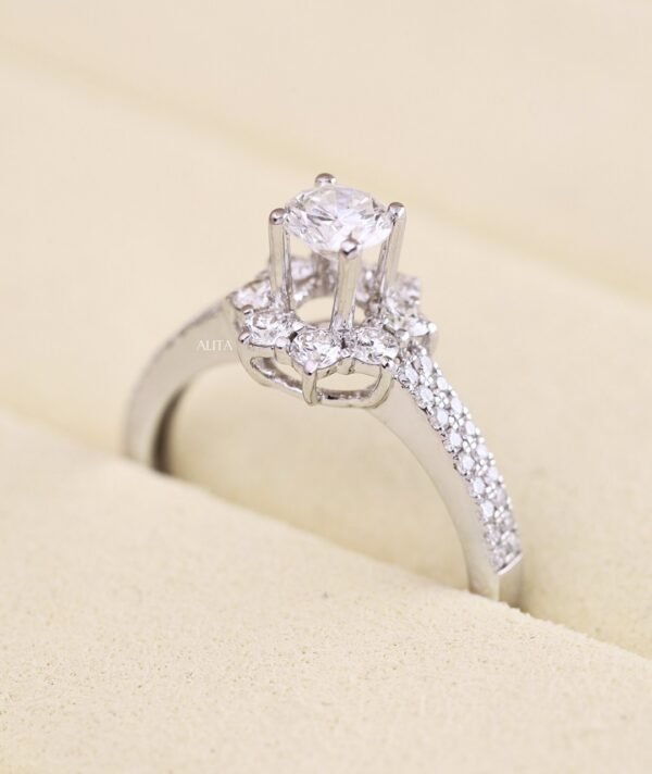 Nhẫn nữ Round White Vẻ Đẹp Của Sự Bí Ẩn N021