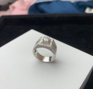 Nhẫn nam đính hột xoàn 6ly tấm Alt101