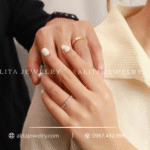 Cặp nhẫn cưới kim cương đơn giản vàng 18K CNC25