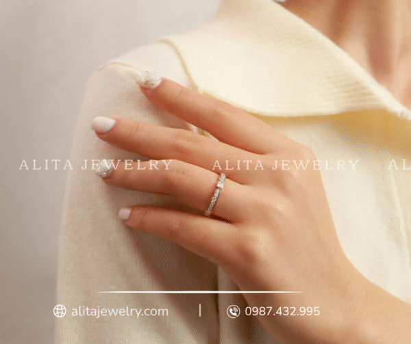Cặp nhẫn cưới kim cương đơn giản vàng 18K CNC25