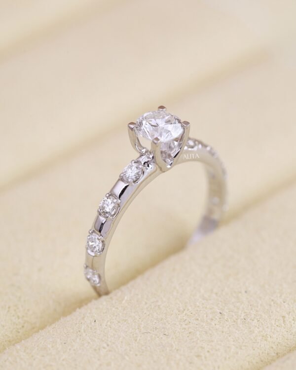 Nhẫn nữ kim cương cầu hôn Eternal Shine NN020