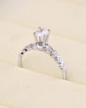 Nhẫn nữ cầu hôn Solitaire Eternal NN021