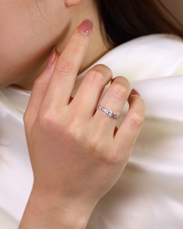 Nhẫn nữ cầu hôn Solitaire Eternal NN021