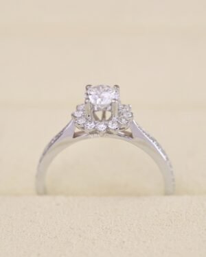 Nhẫn kim cương chủ tròn pavé nhỏ NN026