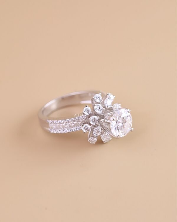 Nhẫn nữ Imperial Halo kim cương 14K NN018