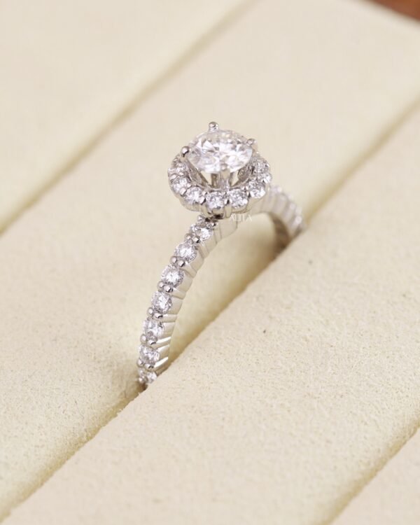 Nhẫn kim cương nữ Round Brilliant Cut NN023