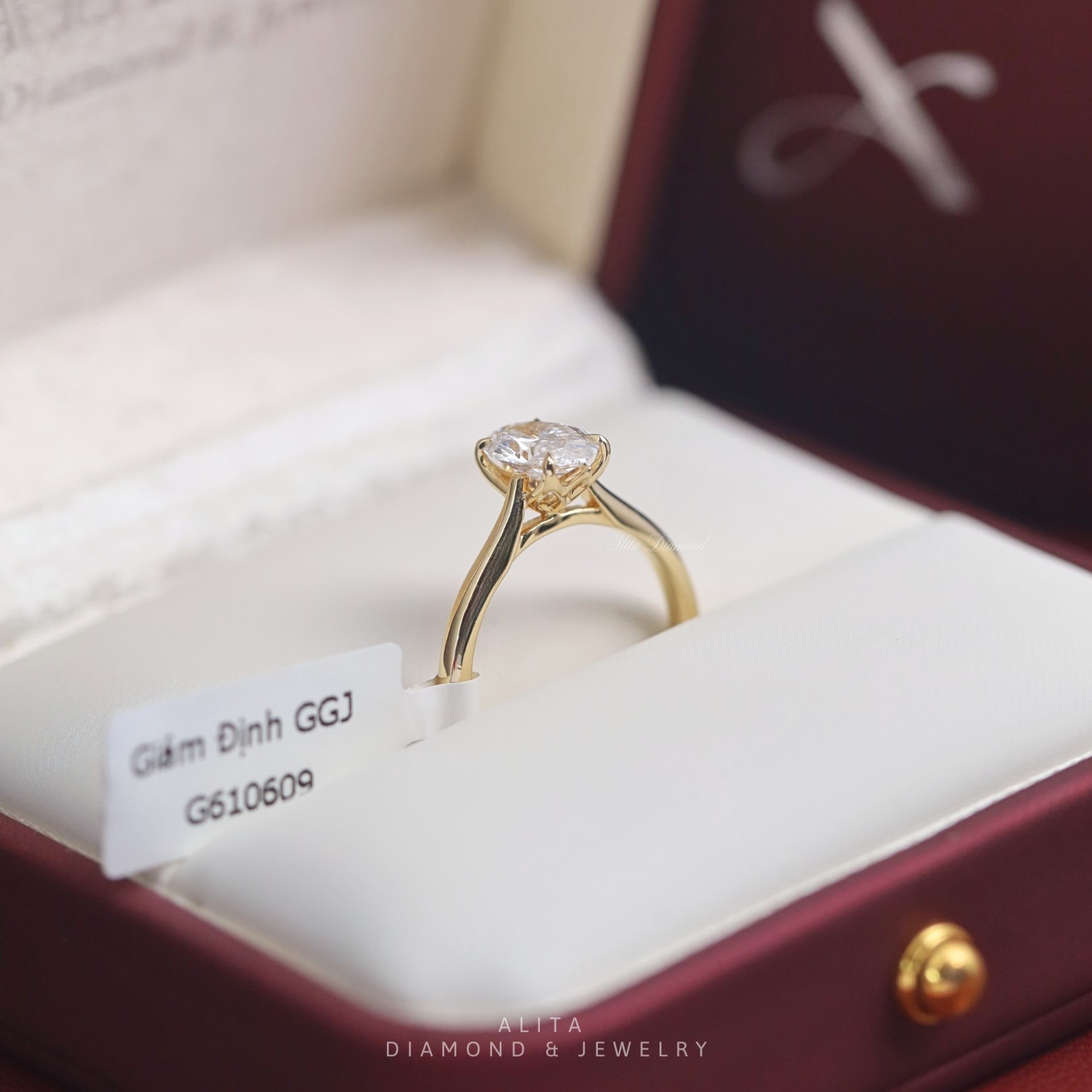 Nhẫn nữ cầu hôn Solitaire Eternal NN021