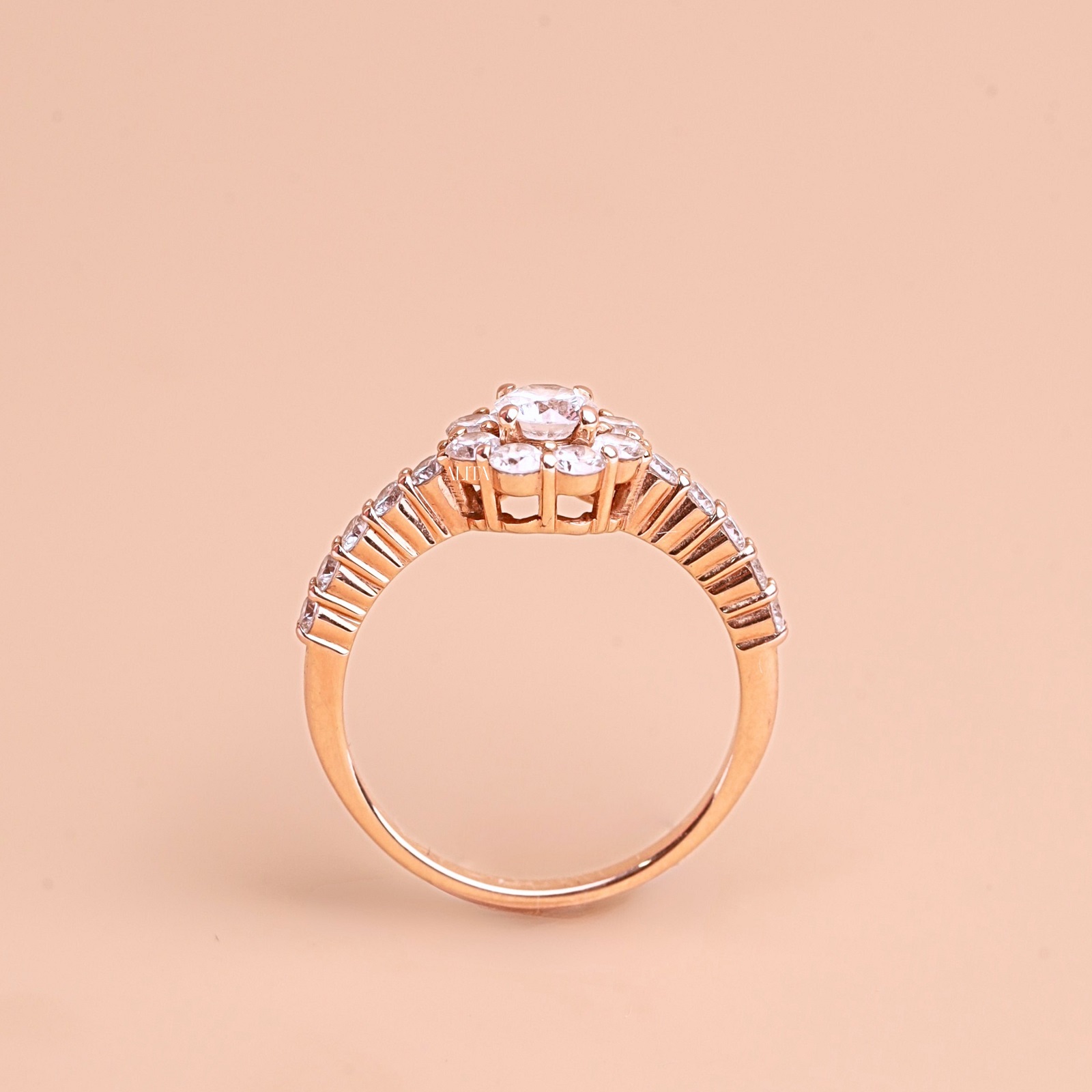 Nhẫn cầu hôn vàng hồng Luxe Blossom NN039