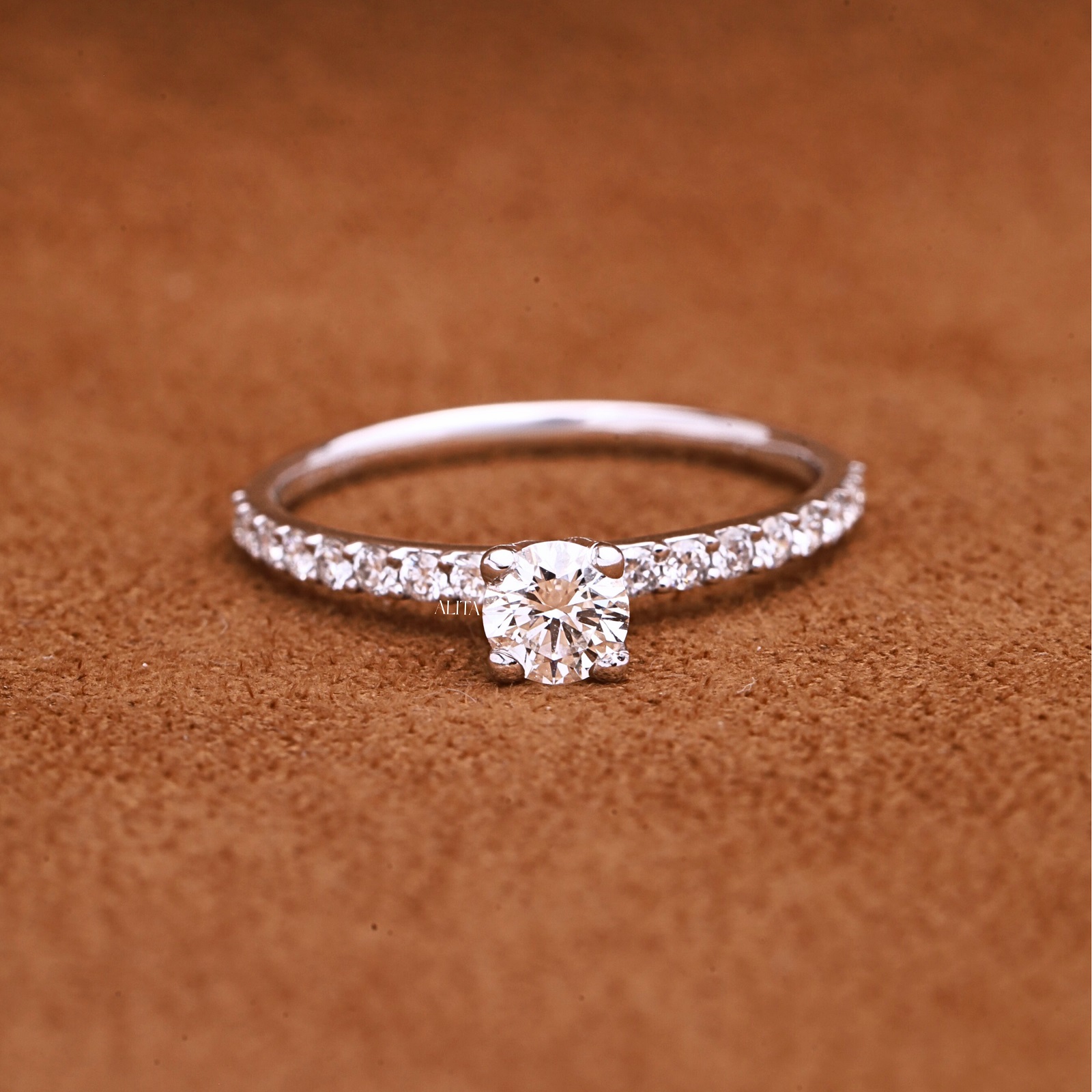 Nhẫn nữ cầu hôn Starlight Diamond Ring NN036