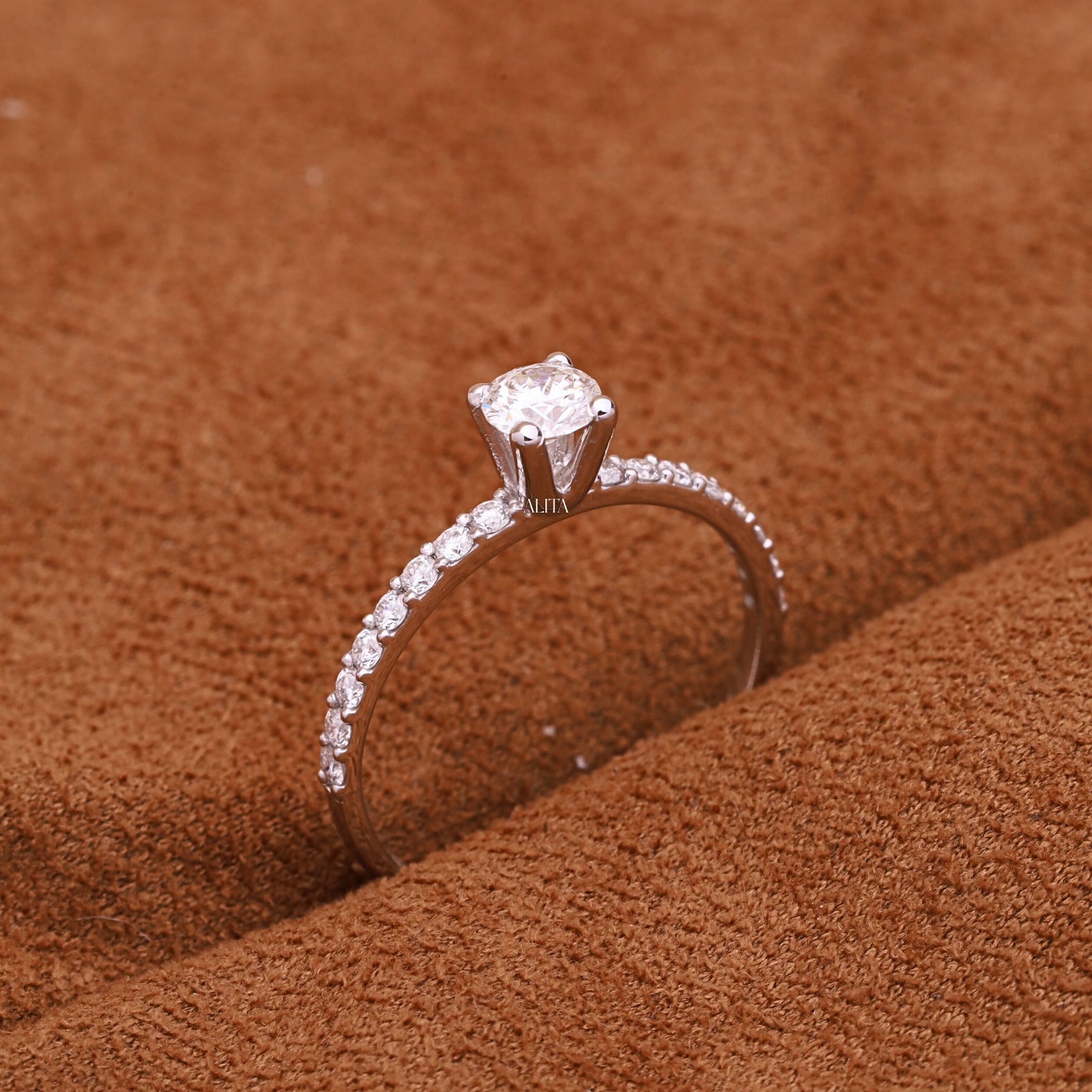 Nhẫn nữ cầu hôn Starlight Diamond Ring NN036