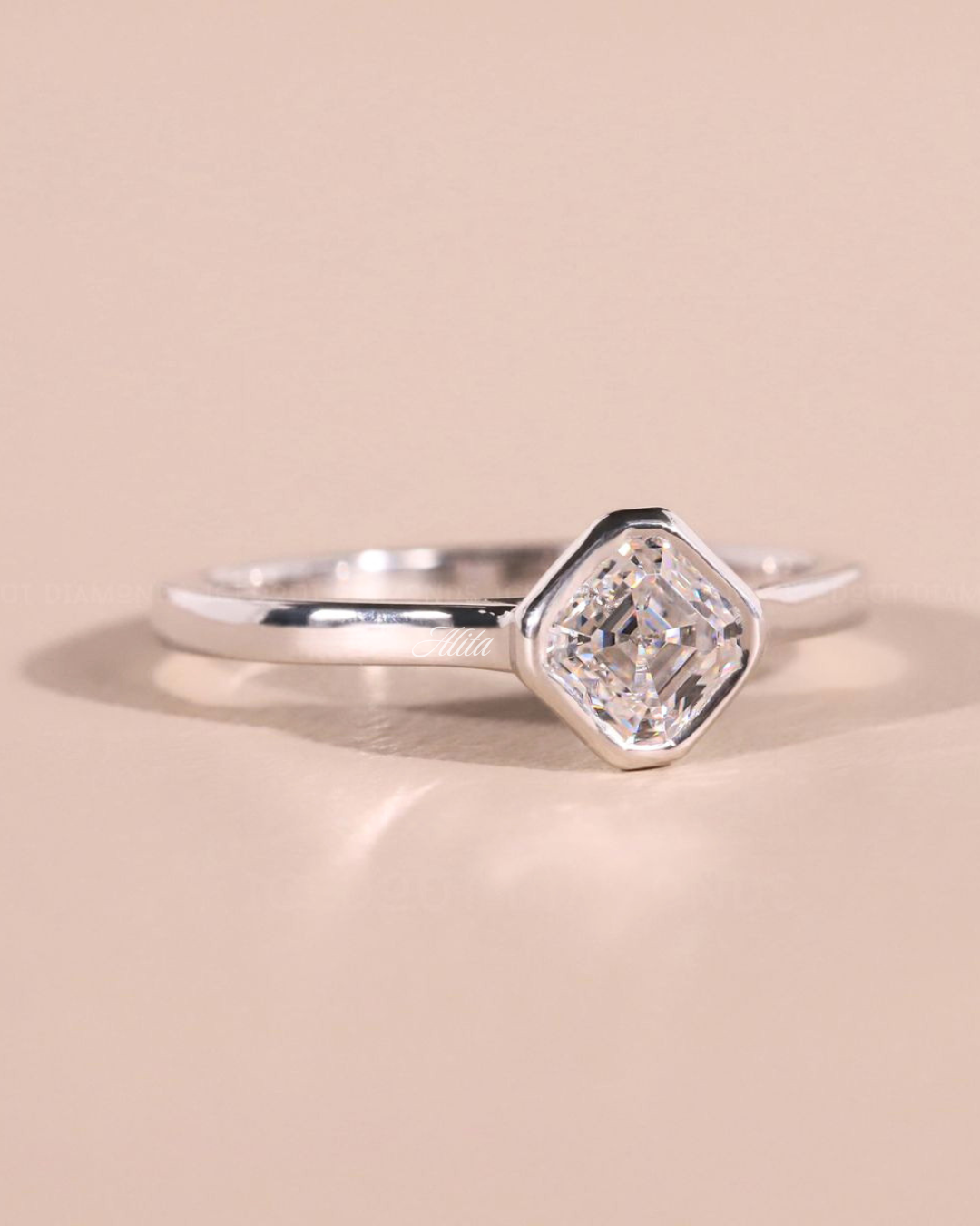 Nhẫn đính hôn kim cương Elara Gold NN062