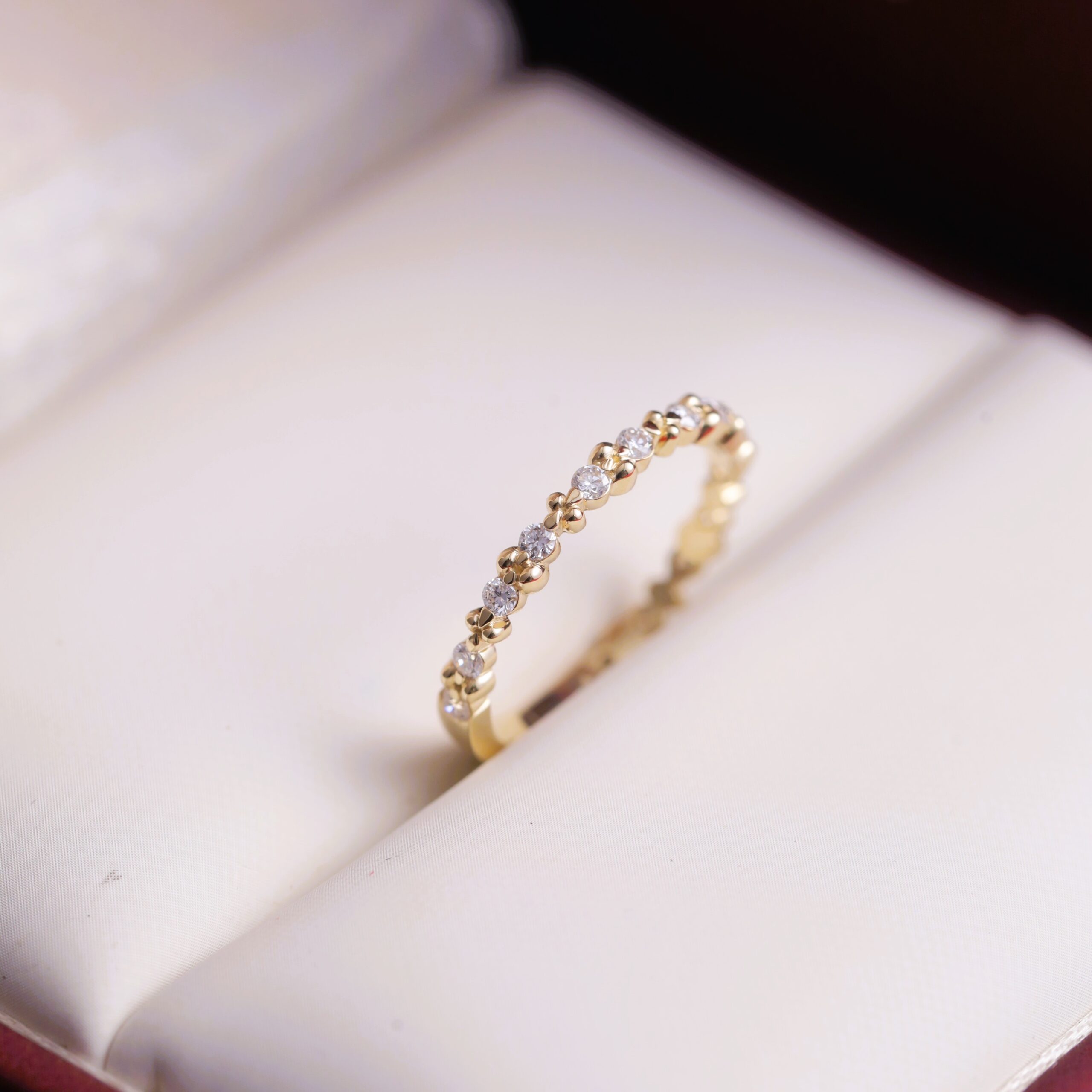 Nhẫn Cưới Vàng 10K Laurel of Love CNC038
