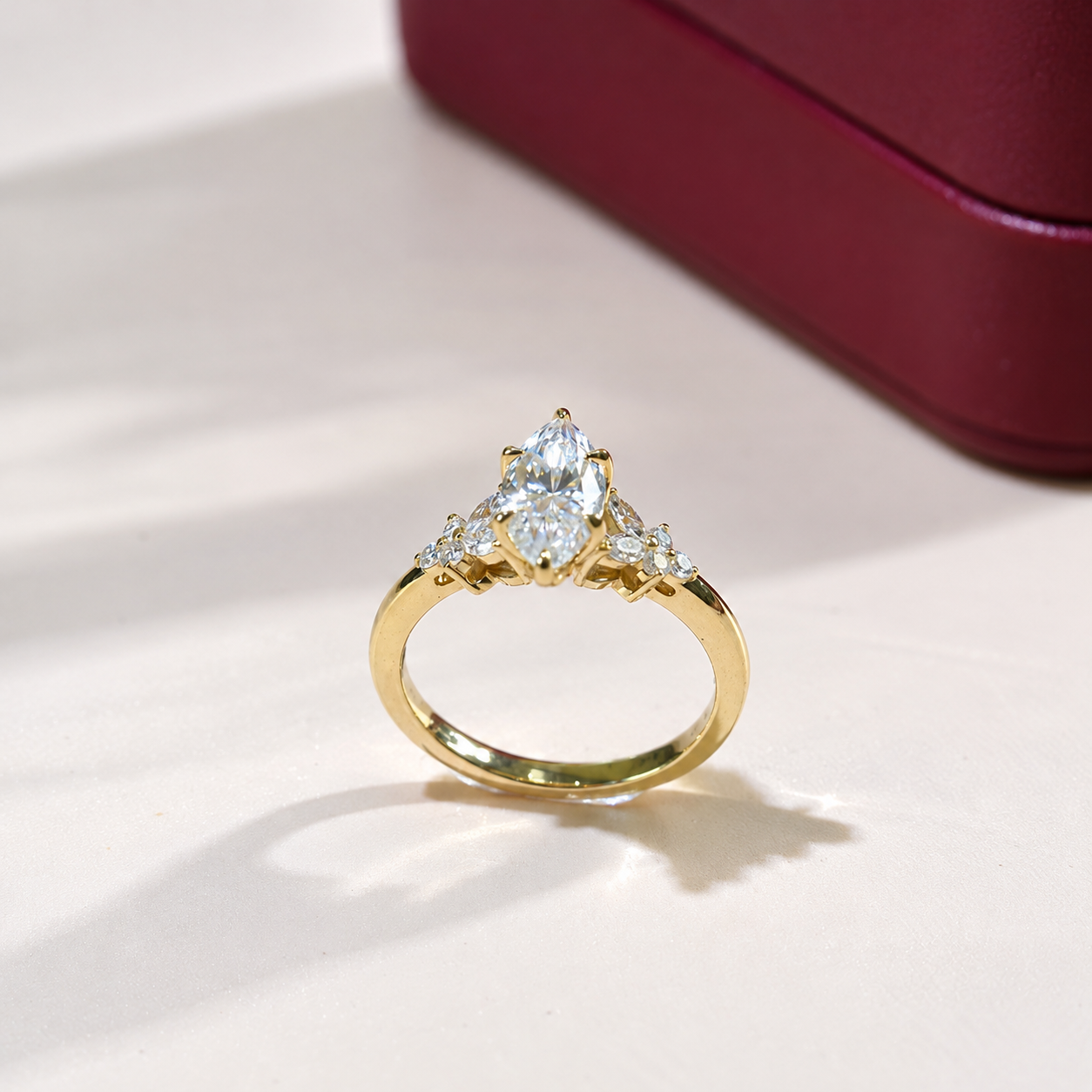 Nhẫn cầu hôn Moissanite Marquise NN065
